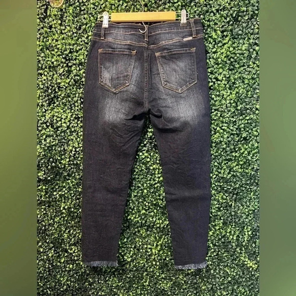 Kancan Jeans-Size 9/28 - Picture 2 of 4